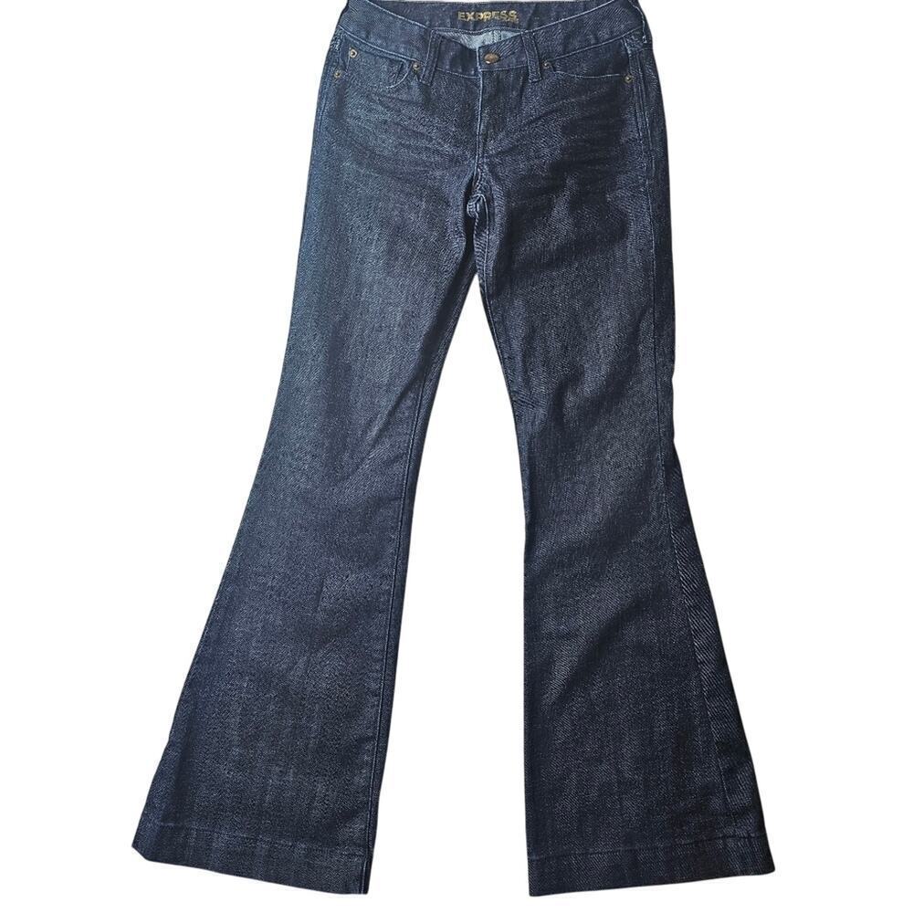 Express Jeans Eva Fit and Flare Women's 2 Regular Blue Flare Jeans